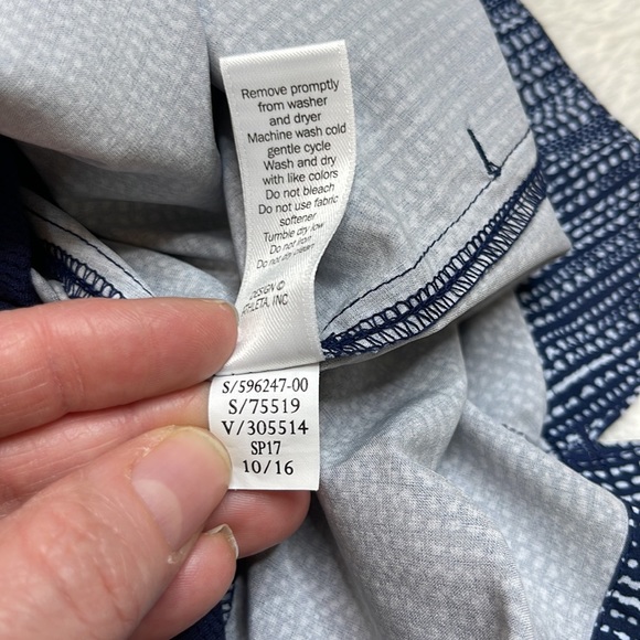 Athleta Midtown Batik Skort Navy and White Size 10 - Picture 7 of 11